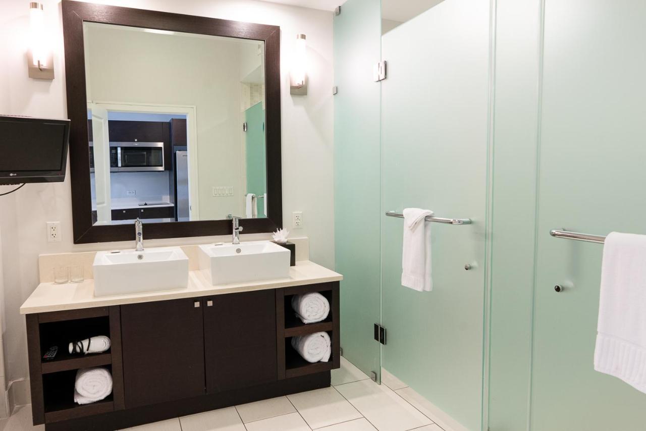 마이애미 Modern Private Studio - King Bed, Jacuzzi, Balcony And Pool 아파트 호텔 외부 사진
